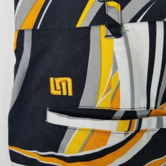 Loudmouth Swirls Gone Wild geo printed golf Bermuda shorts - Picture 7 of 9